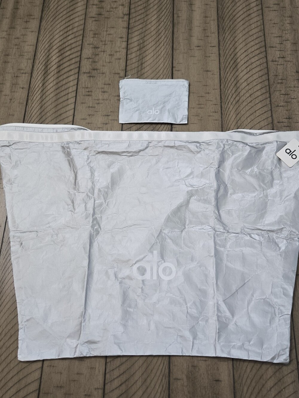 ALO Yoga Keep It Dry Metallic Silver Tote